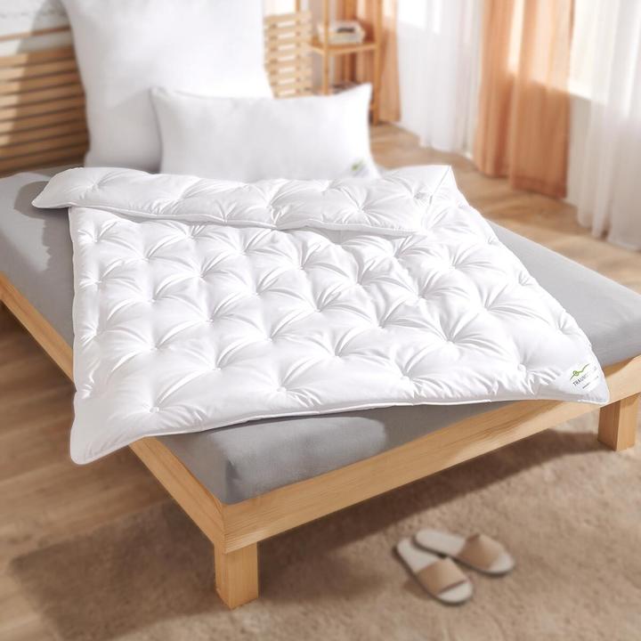 Actual product image Traumschlaf Down Touch Pure Vierjahreszeiten (1325 g, 155 x 220 cm, Polyester)