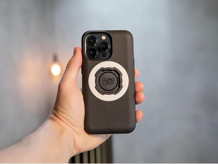 Actual product image Quad Lock MAG Case (Apple iPhone 13 Pro)