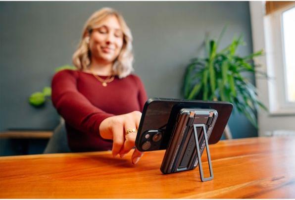 Produktbild Verbatim CnG 2C PB Wless 5000mAh Grey (5000 mAh, 20 W, 35.80 Wh)