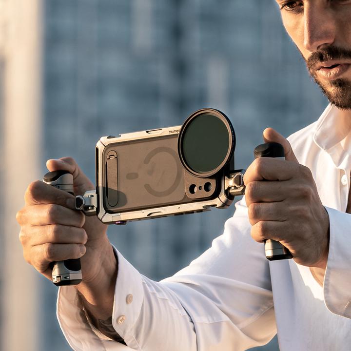 Actual product image SmallRig 5584 Megatron Edition Mobile Dual Handheld Kit for iPhone 17 Pro Max