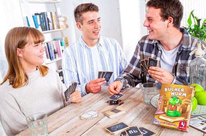 Actual product image Pegasus Bookworm (German, 2 - 8 Players)