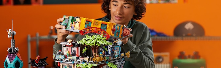 Image du produit LEGO Die Gärten von NINJAGO City (en anglais) (71741, LEGO Ninjago, LEGO difficiles à trouver)