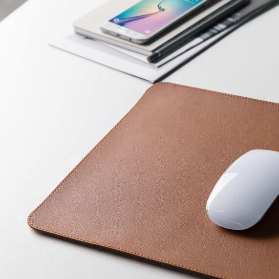 Actual product image Alterzone PAD Desktop Baeredygtig Vegansk Laederoverflade, Cognac Brun