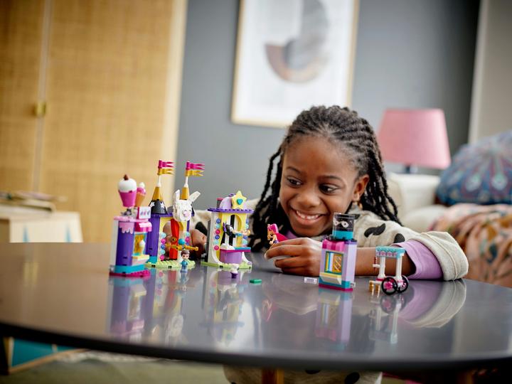 Produktbild LEGO Magische Jahrmarktbuden (41687, LEGO Friends)
