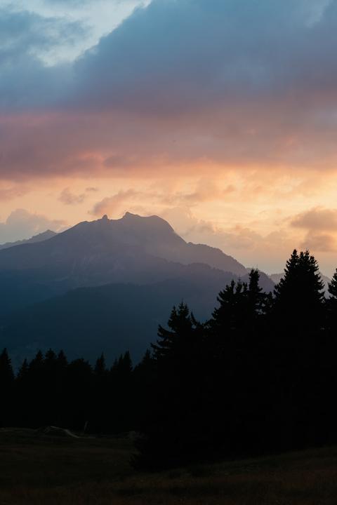 Image du produit Canon EOS R6 Mark II Kit (EU) (24 - 105 mm, 24.20 Mpx, Plein format)