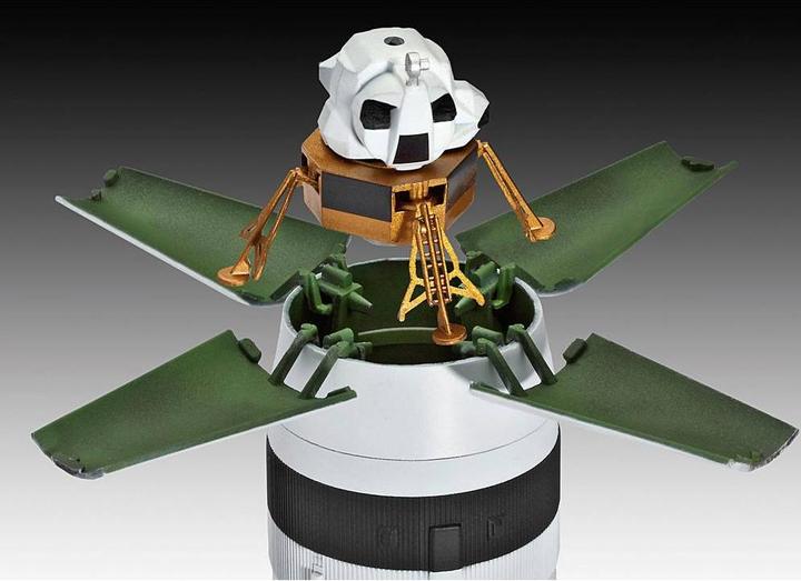 Actual product image Revell Apollo Saturn V