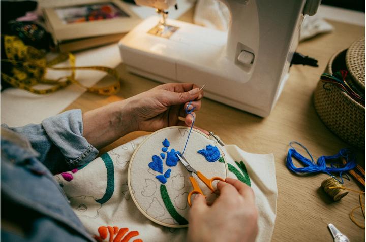 Produktbild Fiskars Classic Curved Manicure Scissors (10 cm)