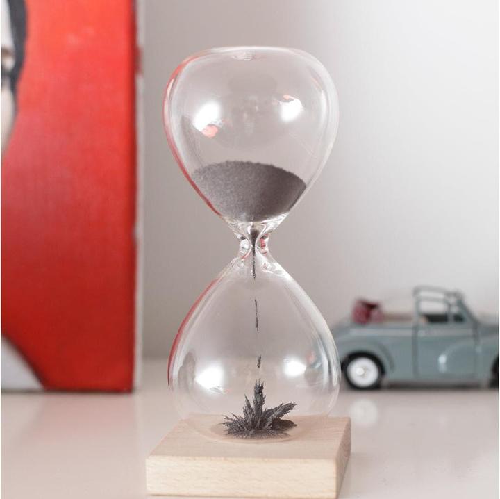 Immagine prodotto Kikkerland Besondere Sanduhr (ø 7 x 16 cm)