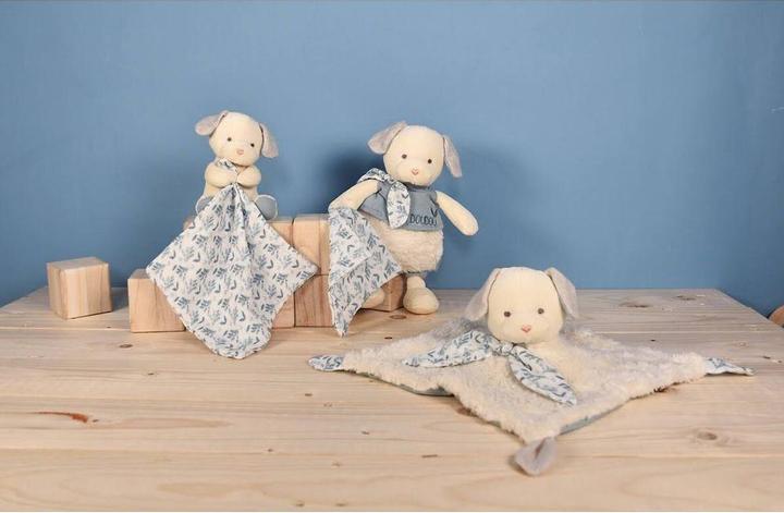 Actual product image Doudou et Compagnie Organic dog with cuddle cloth,blue 15cm