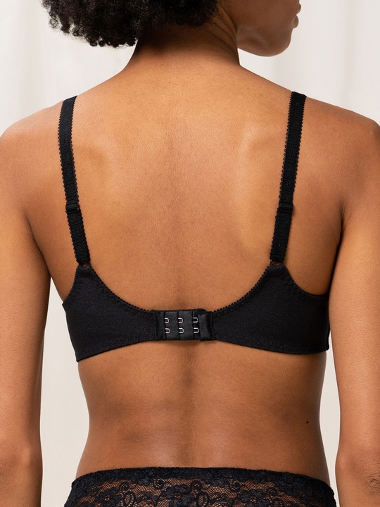 Actual product image Triumph Amourette 300 underwired bra (80 C, pack of 2)