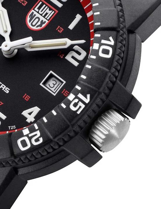 Actual product image Luminox Leatherback Sea Turgle Gian 0320 Series (Sports watch, 44 mm)