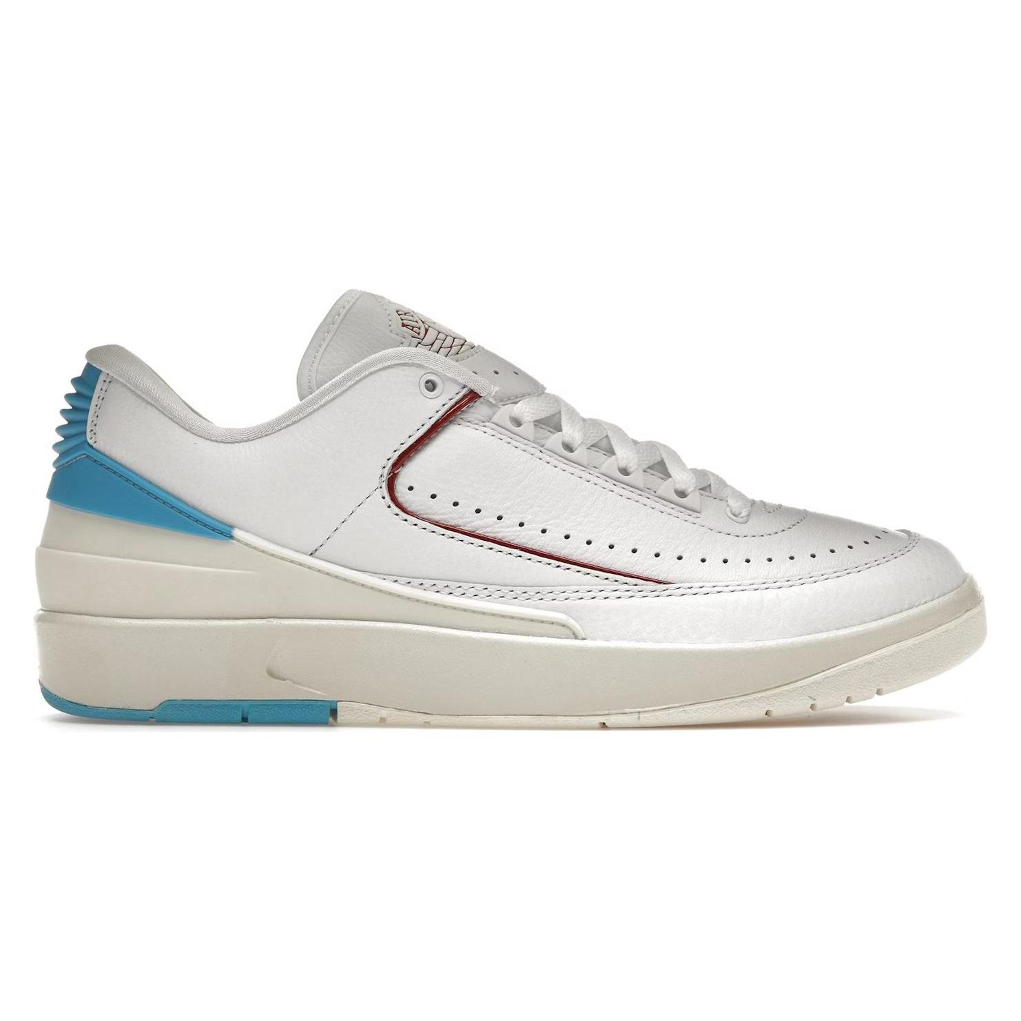 Jordan, Damen, Sneakers, 2 Retro Low Nc To Chi (Women's), Blau, Rot, Weiss, (39)