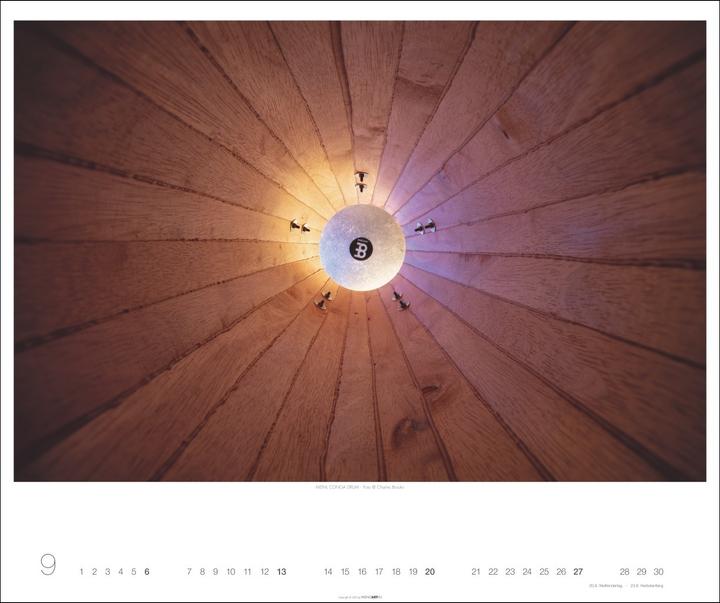 Produktbild Architecture in Music Kalender 2026 - Musikinstrumente von innen (55 x 46 cm)