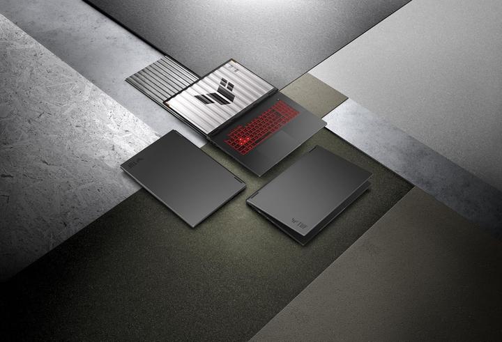 Actual product image ASUS TUF Gaming FA808UM-S8011W (18", 1000 GB, 32 GB, Eng. Int.)