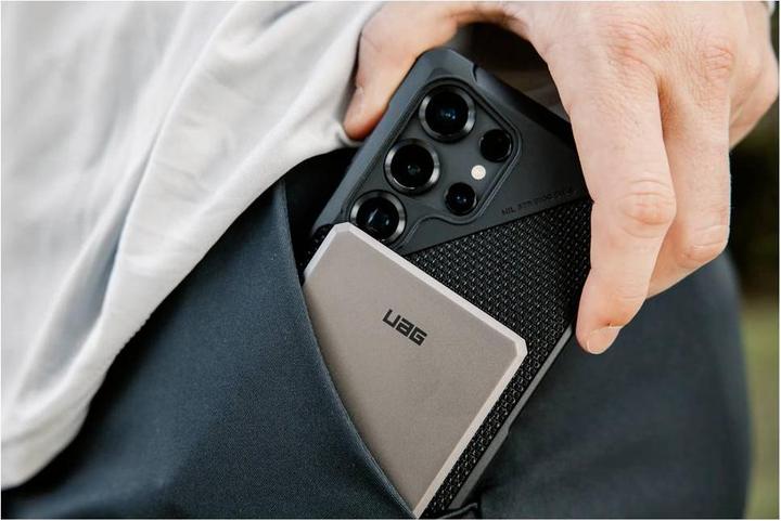 Image du produit UAG Urban Armor Gear Ultra Slim Rugged Powerbank Chargeur magnétique sans fil| 1x 20W (9B4419114030) (20 W, 18 Wh)