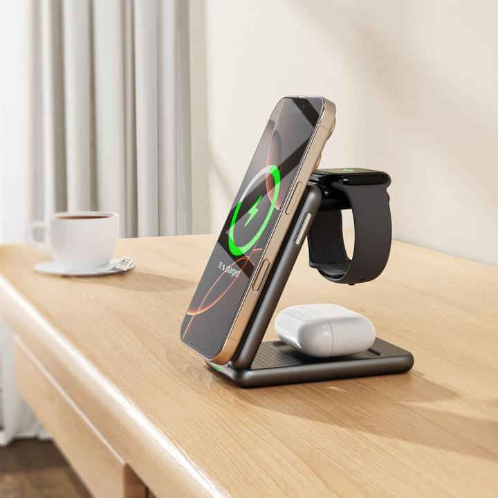Actual product image Tech-Protect Dock station QI15W-A42 3IN1 MAGNETIC MAGSAFE WIRELESS CHARGER Desert Gold (15 W)