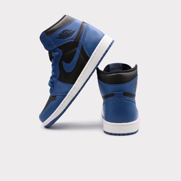 Image du produit Nike Air Jordan 1 High OG (41)