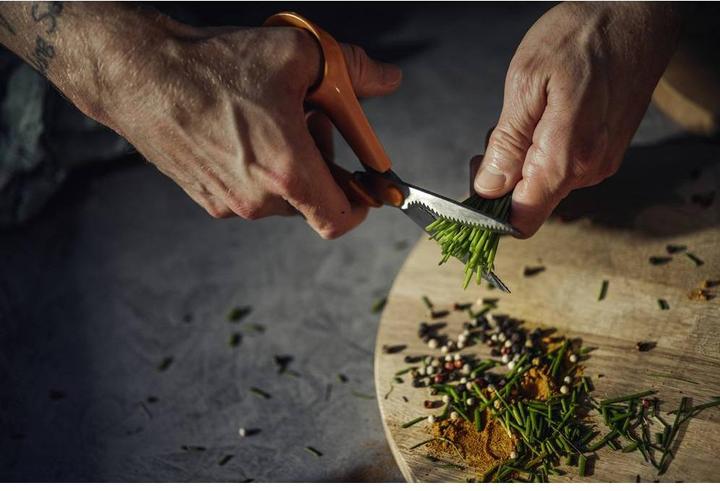Actual product image Fiskars Kitchen scissors (18 cm)