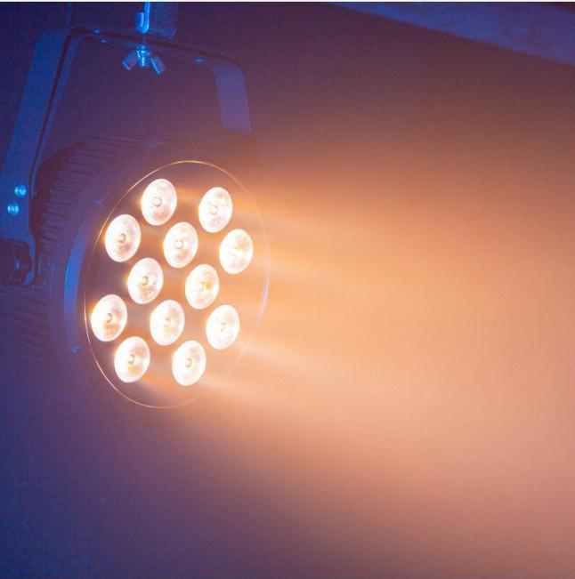 Actual product image Mac Mah Flat Par 12x12W 6in1 (12 W, LED)