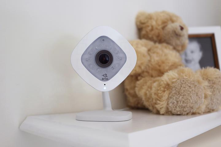 Actual product image Arlo Q Vmc3040 (1920 x 1080 Pixels)