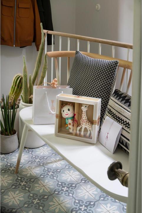 Actual product image Sophie la girafe Gift Set Play Figure and Rattle