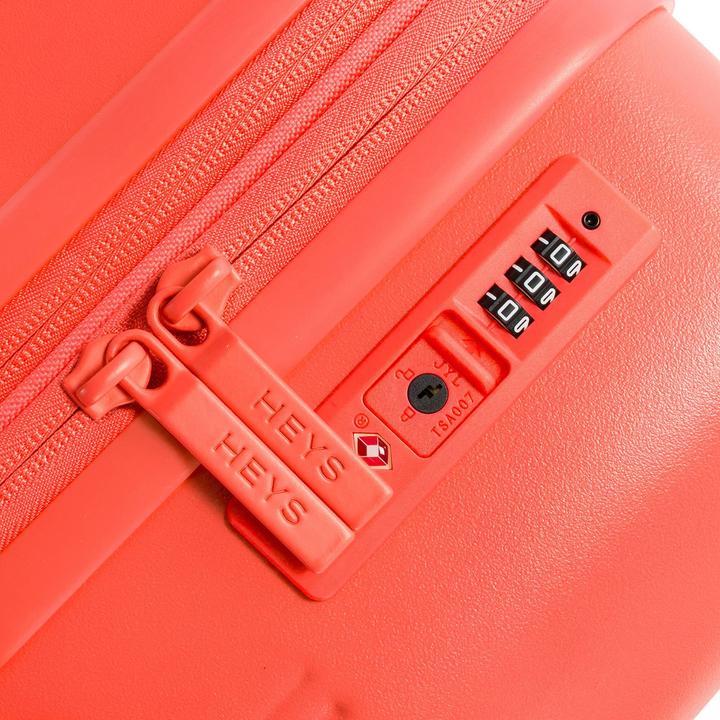 Actual product image Heys HiLite - Mittelgrosser Koffer, Coral Reef (73 l)