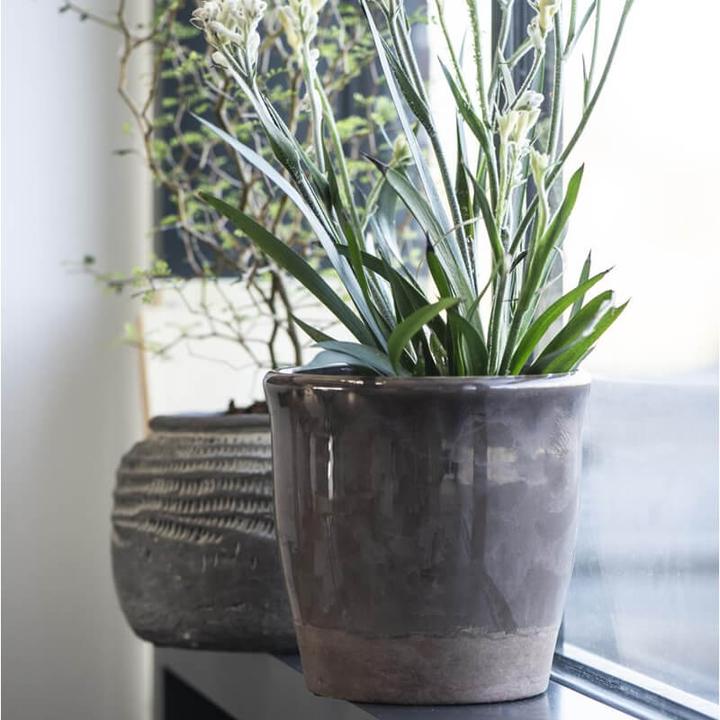 Actual product image Ib Laursen Ceramic pot crackled brown (17 x 16.50 cm)