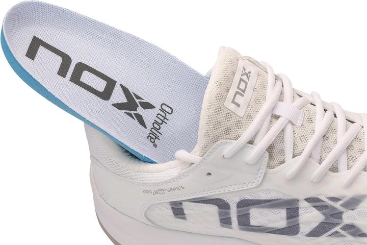 Produktbild Nox AT10 Padelschuhe LUX (48)