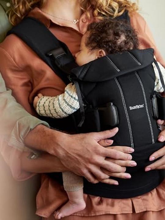 Produktbild BabyBjörn Carrier One Woven Baby Carrier, Black