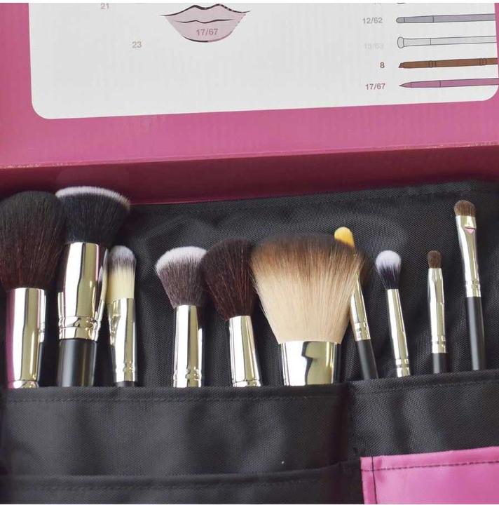 Actual product image Beter Professional Makeup Set with Adjustable Belt and 12 Makeup Brushes