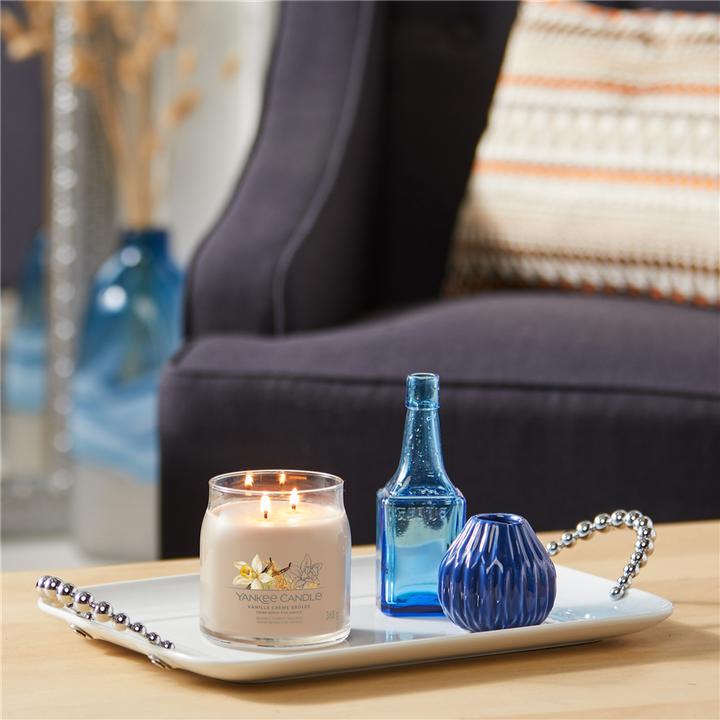 Actual product image Yankee Candle Duftkerze Vanilla Crème Brûlée Signature Medium Jar