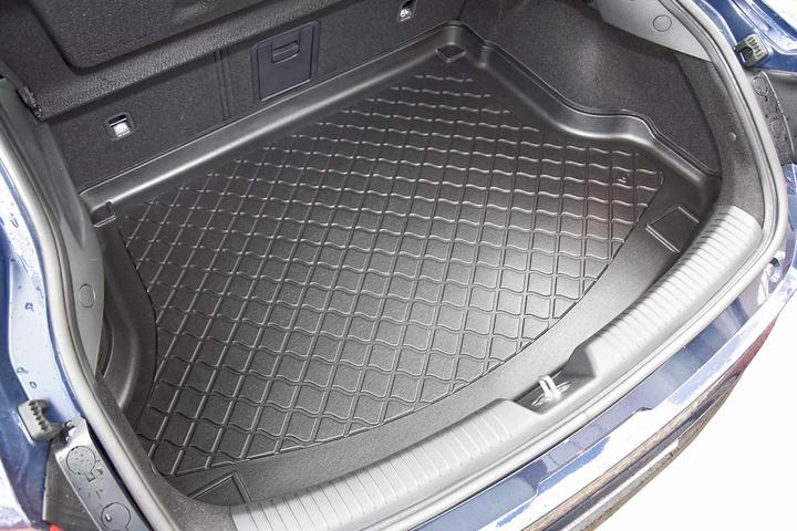 Actual product image Aristar Boot Pan for Hyundai i30 Fastback from 2017 until today