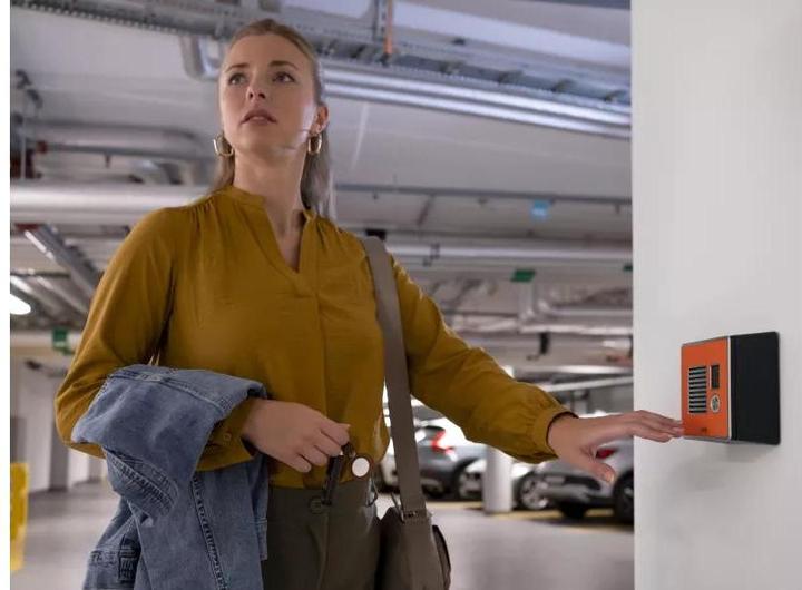 Actual product image Axis I7010-VE Safety (Cable, Ethernet)