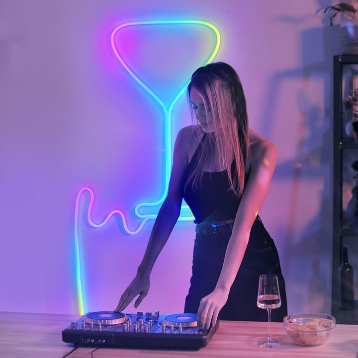 Produktbild Govee RGBIC Neon Rope Light (RGBIC, 200 cm, Indoor)