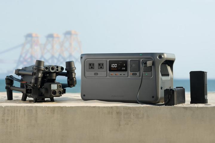 Image du produit DJI Power SDC pour les câbles de charge rapide de la série Matrice 30 (Câbles pour drones, DJI Matrice 30)