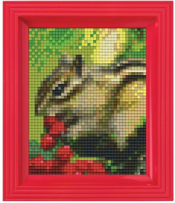 Actual product image Pixelhobby Gift box with 44 pixel squares - squirrel