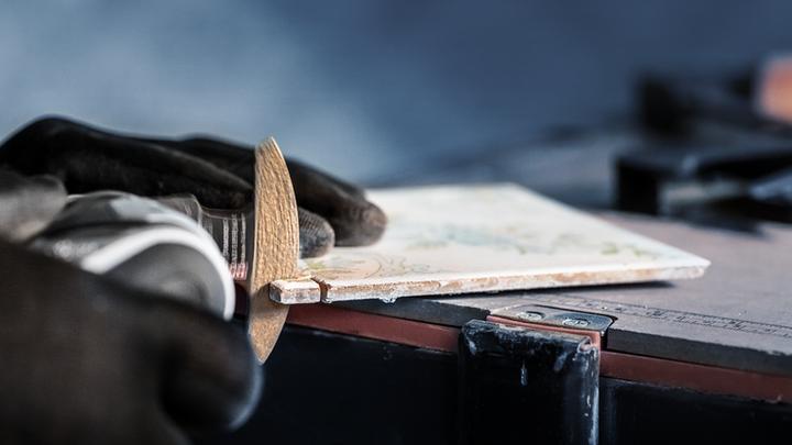 Produktbild Bosch Professional Zubehör EXPERT Corner Blade MATI 68 RD4 Blatt für Multifunktionswerkzeuge, 68 x 30 mm