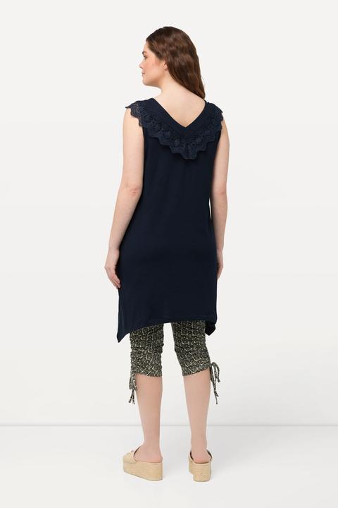 Immagine prodotto Ulla Popken Top dal taglio lungo e smanicato in cotone biologico con pizzo e scollo a V (50, 52)