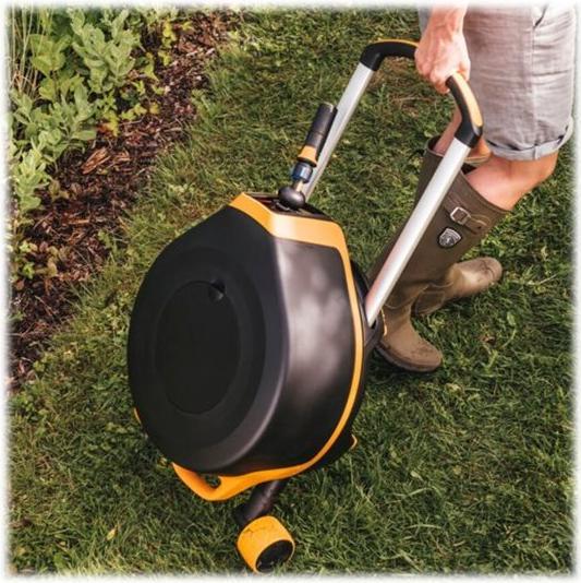 Actual product image Fiskars Waterwheel with wheels (27 m)