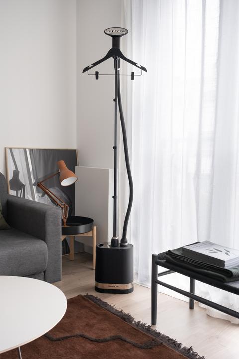 Actual product image SteamOne Stilys Mic vertical steam straightener (2000 W, 42 g/min)