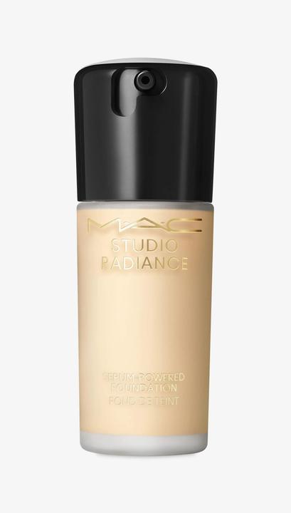 Actual product image MAC Cosmetics M.A.C. Studio Rad Serum Pow Fond de Teint NC12 (No. NC12)