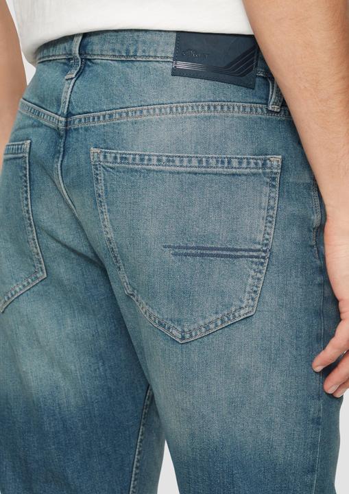 Image du produit S.Oliver Jeans-Hose Jeans Benito / Regular Fit / Mid Rise / Straight Leg / 5-Gear-Denim (W29/L32)