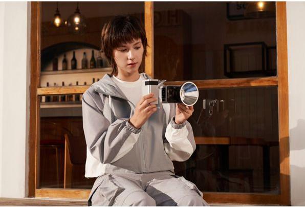 Actual product image Zhiyun Molus X60 (Studio light)