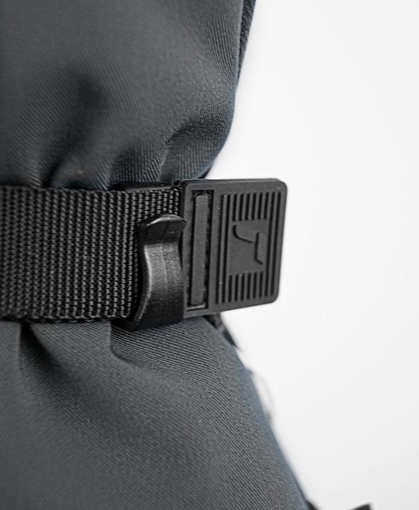 Actual product image Reusch Discovery GORE-TEX (11)