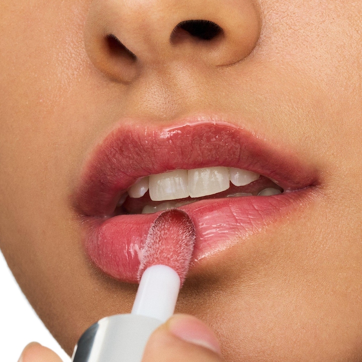 Image du produit essence Hydra Kiss (08 Mocha Glow)
