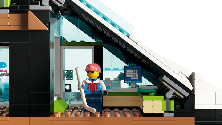 Actual product image LEGO Winter sports park (60366, LEGO City)