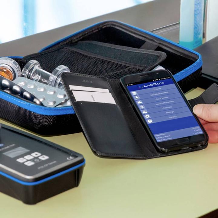 Actual product image PCE Instruments Photometer