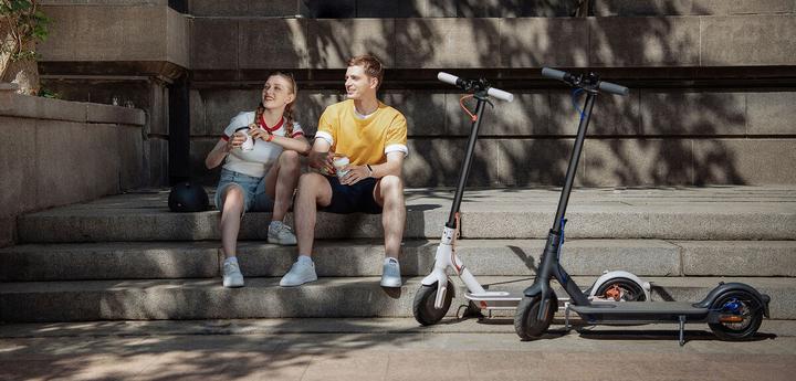 Actual product image Xiaomi Mi Electric Scooter 3 (EU-Modell) (25 km/h, 30 km, 300 W)