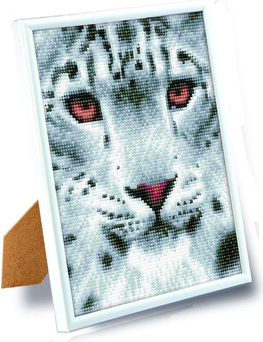 Actual product image Craft Buddy Snow Leopard, 21x25cm Picture with Frame Crystal Art