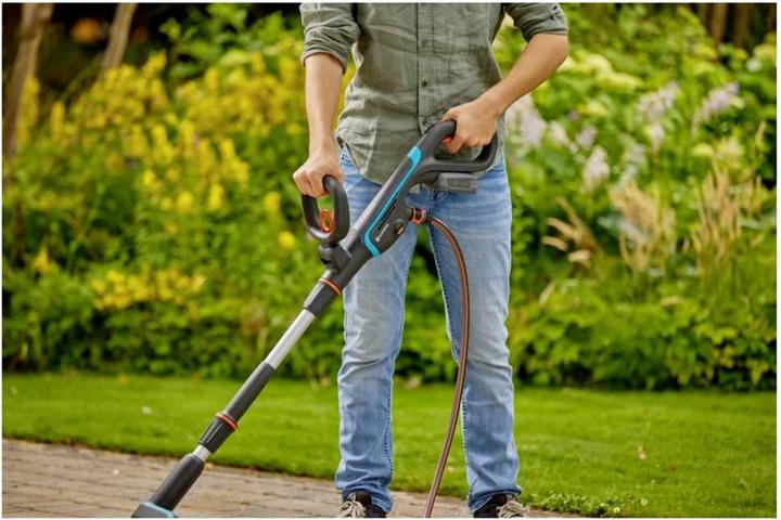 Image du produit Gardena Multi-nettoyeur sur batterie Aqua Brush Universal 04/18V P4A (Fonctionnement sur batterie, Fonctionnement sur piles)